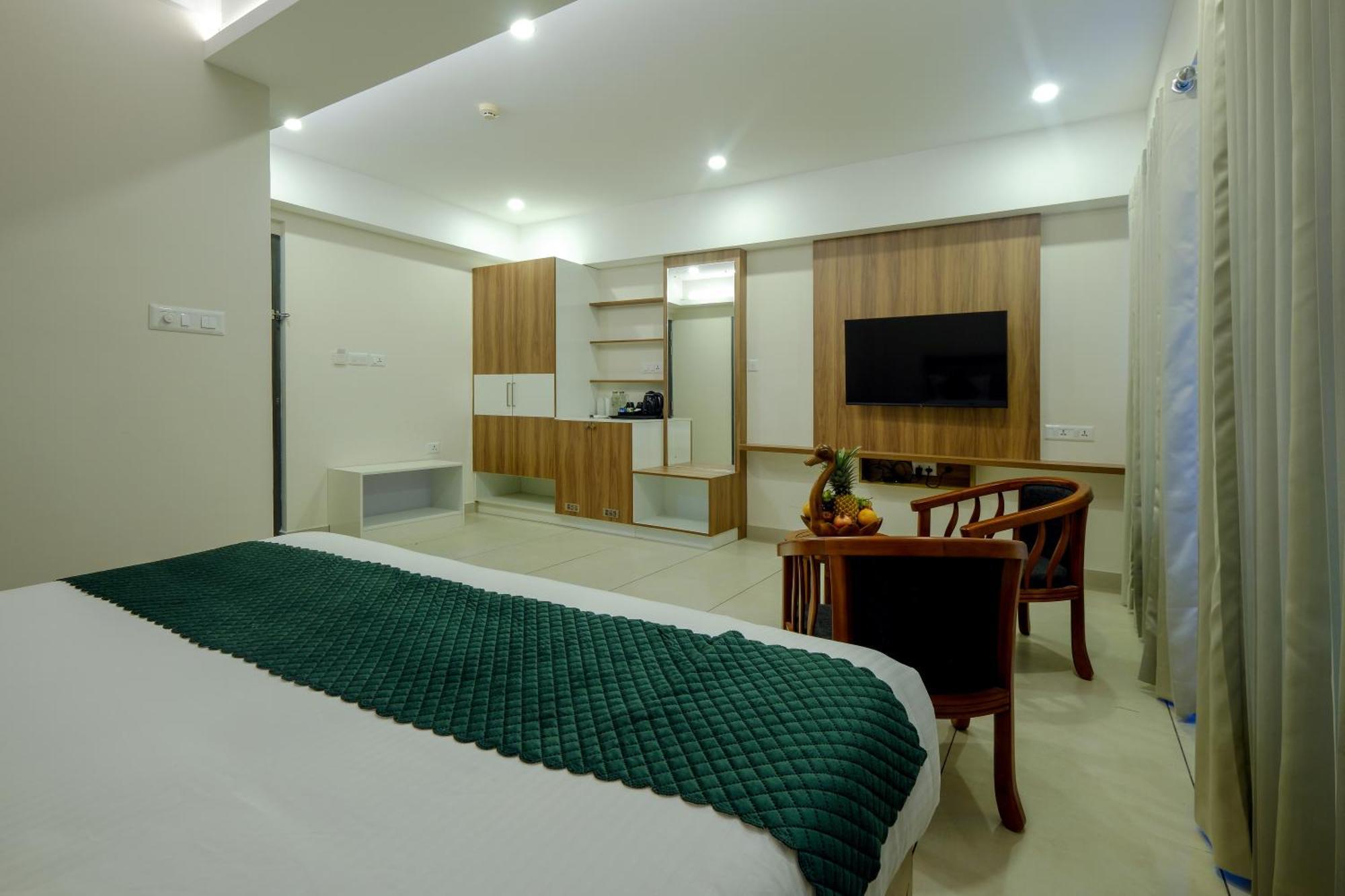 The Heartland Business Hotel, Trivandrum Thiruvananthapuram Εξωτερικό φωτογραφία