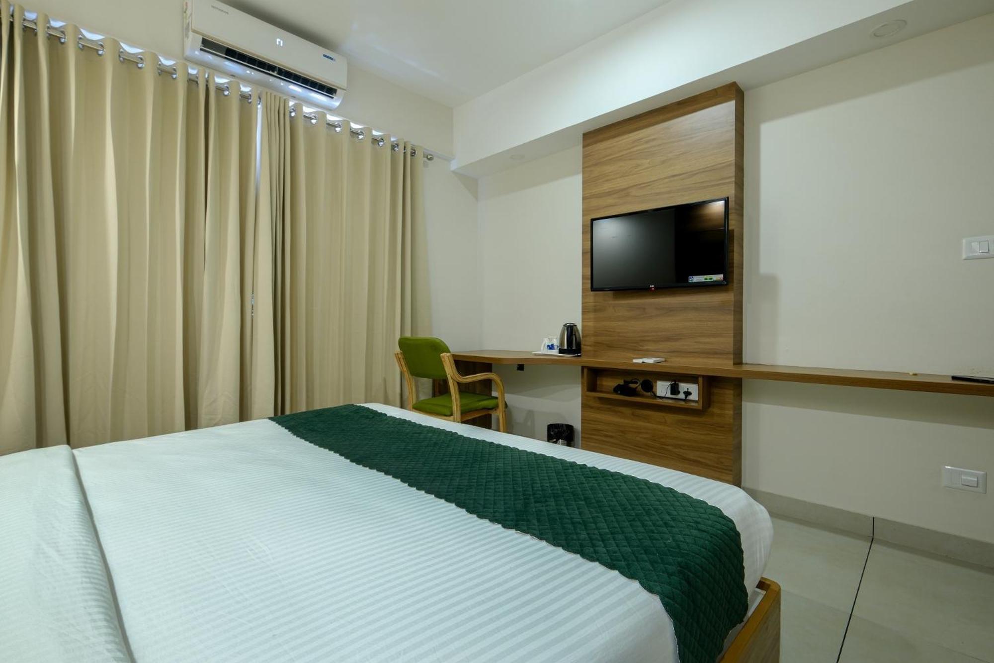 The Heartland Business Hotel, Trivandrum Thiruvananthapuram Εξωτερικό φωτογραφία